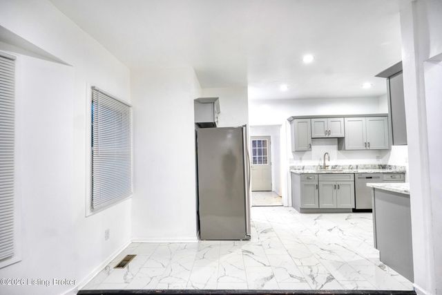 1301 S 26th St, Louisville, KY 40210