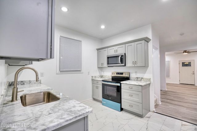 1301 S 26th St, Louisville, KY 40210