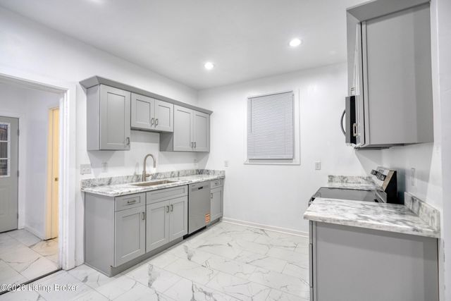 1301 S 26th St, Louisville, KY 40210