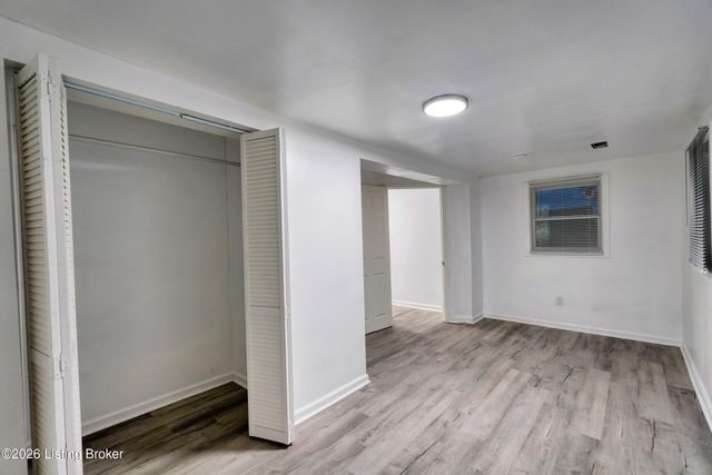 1301 S 26th St, Louisville, KY 40210