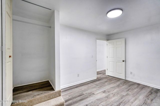 1301 S 26th St, Louisville, KY 40210