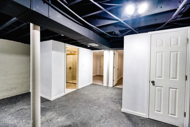 1301 S 26th St, Louisville, KY 40210