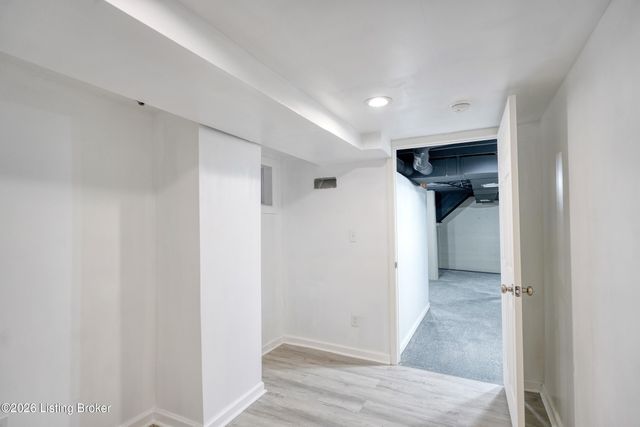 1301 S 26th St, Louisville, KY 40210