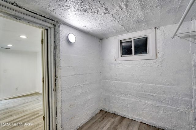 1301 S 26th St, Louisville, KY 40210