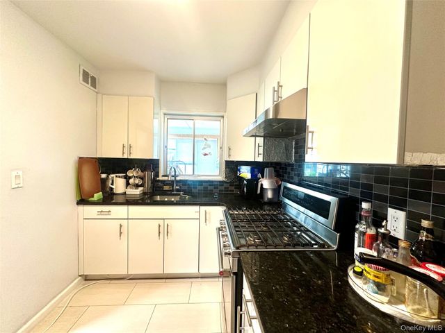 4744 199th Street, Flushing, NY 11358