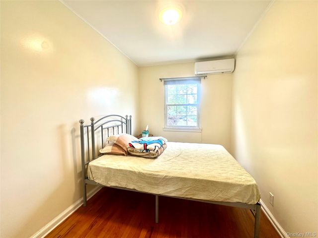4744 199th Street, Flushing, NY 11358