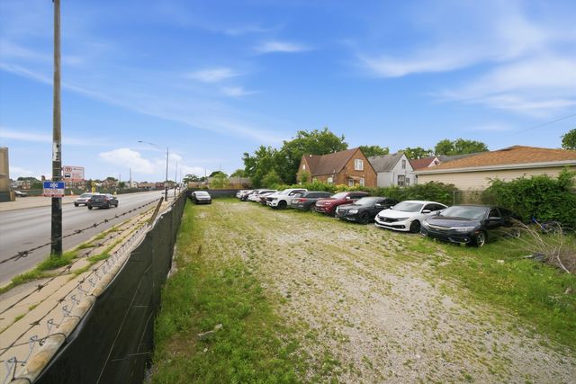 5100 S Francisco Avenue, Chicago, IL 60632