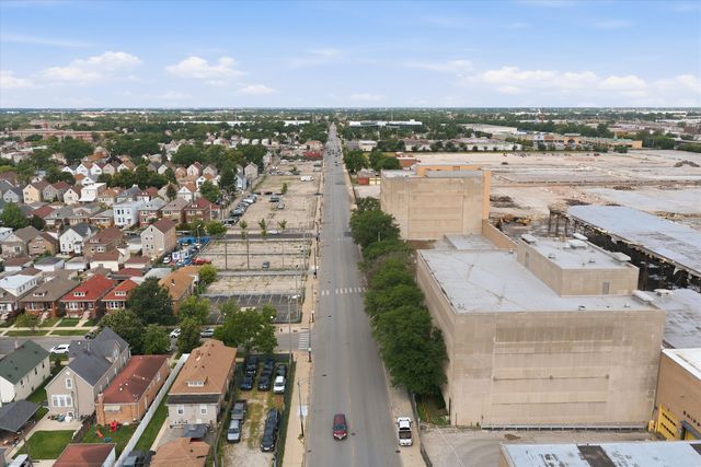 5100 S Francisco Avenue, Chicago, IL 60632