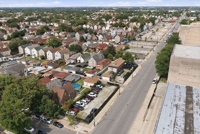 5100 S Francisco Avenue, Chicago, IL 60632