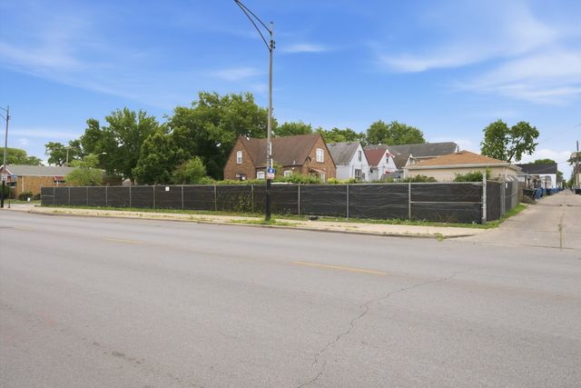 5100 S Francisco Avenue, Chicago, IL 60632