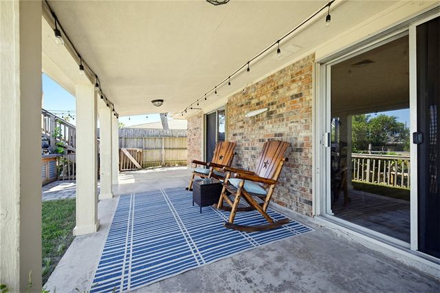 3141 Catcay Dr, Corpus Christi, TX 78418