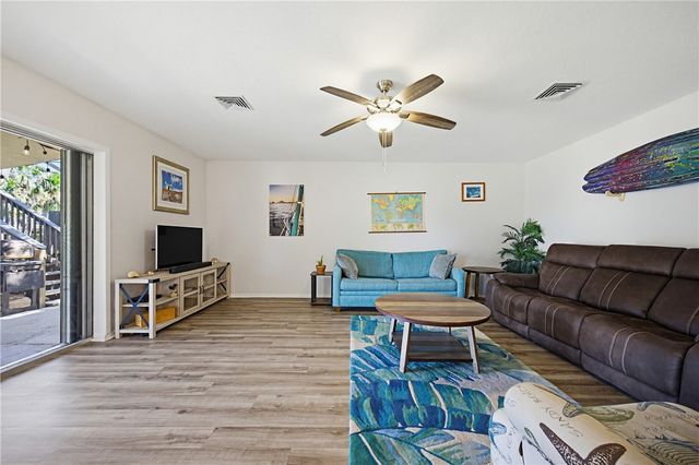 3141 Catcay Dr, Corpus Christi, TX 78418