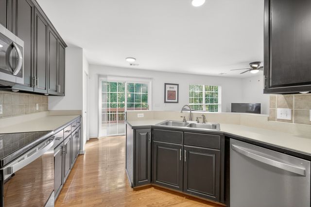 1214 Limerick Ln, Franklin, TN 37067
