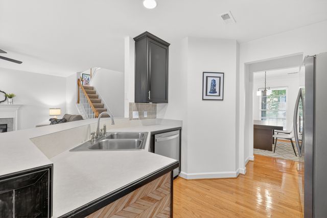 1214 Limerick Ln, Franklin, TN 37067