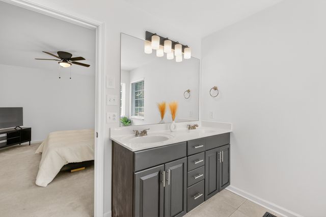 1214 Limerick Ln, Franklin, TN 37067