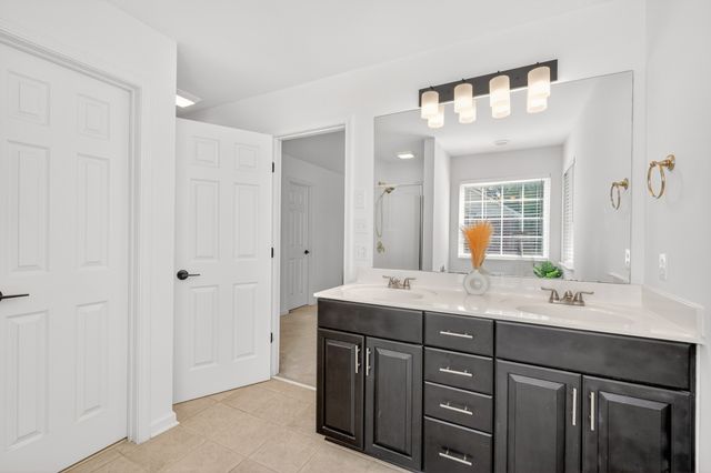 1214 Limerick Ln, Franklin, TN 37067