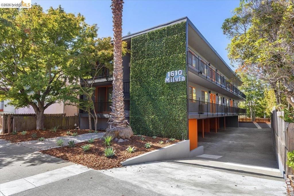 Image 1 of property listing at 1610 Milvia St, Berkeley, CA 94709