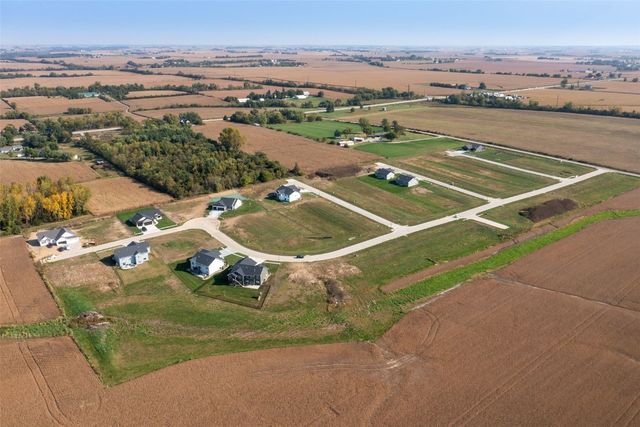 3339 Towne Court, Robins, IA 52328