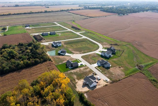 3339 Towne Court, Robins, IA 52328