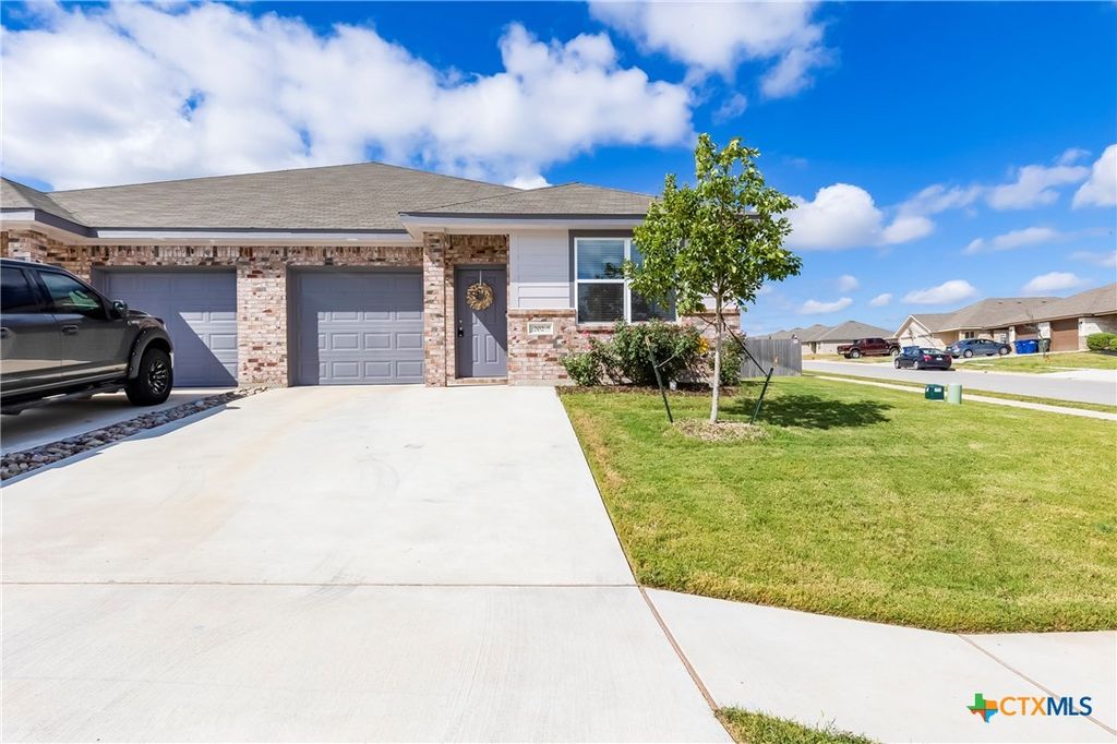 202 Green Valley Drive, Copperas Cove, TX 76522