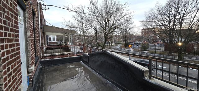 537 Miller Avenue, Brooklyn, NY 11207