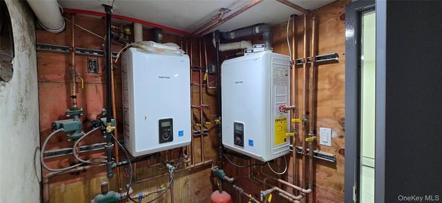 537 Miller Avenue, Brooklyn, NY 11207