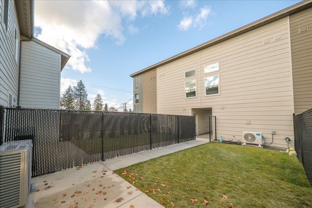 3205 E 30th Ave, Spokane, WA 99223