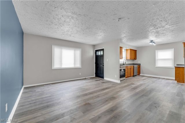 4026 W 144th Street, Cleveland, OH 44135