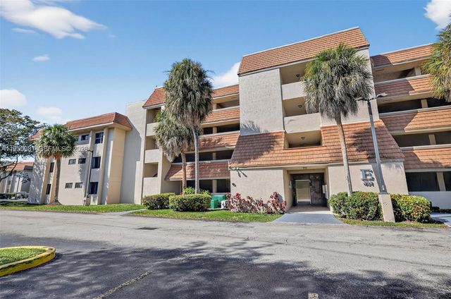 491 Ives Dairy Rd 306-5, Miami, FL 33179