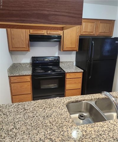 113 Roane DR F, Hampton, VA 23669