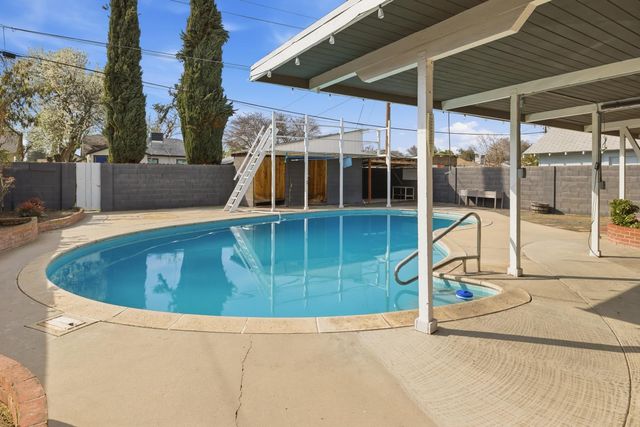 2841 C Street, Selma, CA 93662