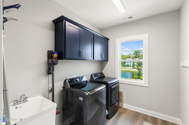 278 Man O War Lane, Hampstead, NC 28443