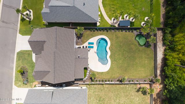 278 Man O War Lane, Hampstead, NC 28443