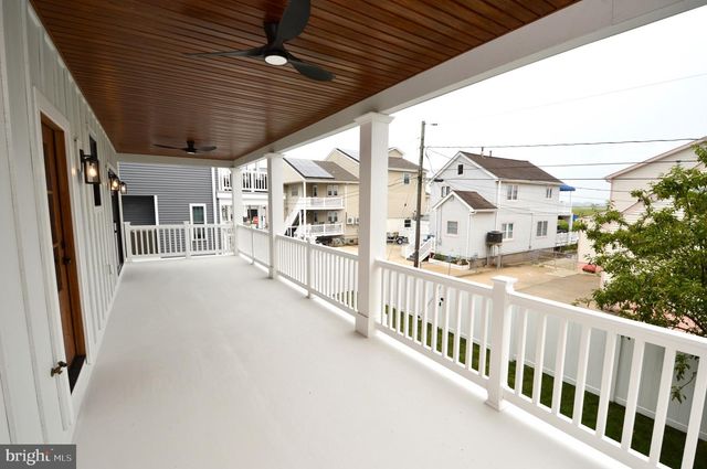 331 W 16TH AVE, Wildwood, NJ 08260