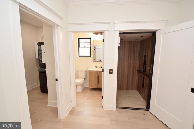 331 W 16TH AVE, Wildwood, NJ 08260