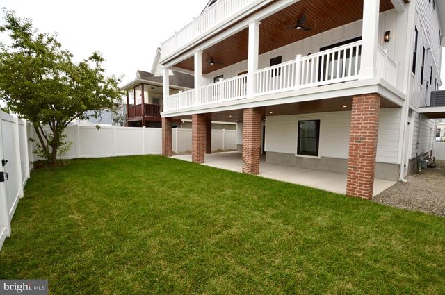331 W 16TH AVE, Wildwood, NJ 08260