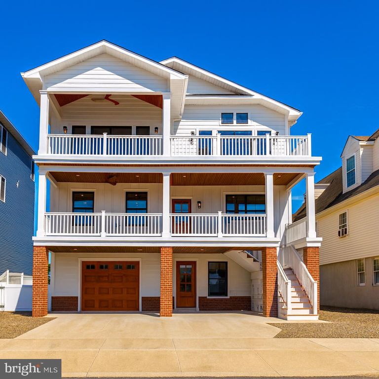 331 W 16TH AVE, Wildwood, NJ 08260