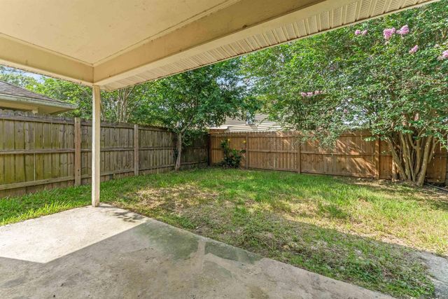 548 S Flannery Rd Apt A, Baton Rouge, LA 70815