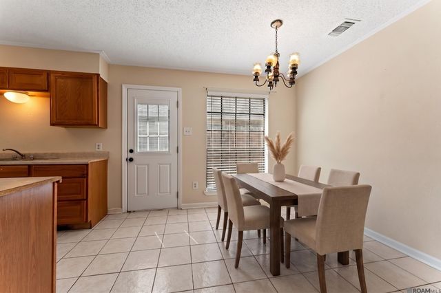 548 S Flannery Rd Apt A, Baton Rouge, LA 70815