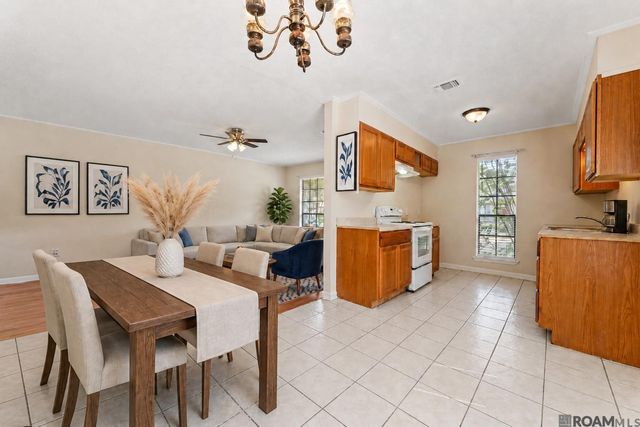 548 S Flannery Rd Apt A, Baton Rouge, LA 70815