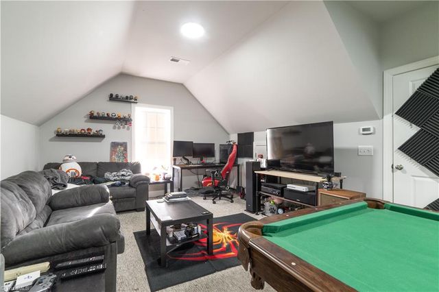 6500 Phillippi Road, Liberty, NC 27298