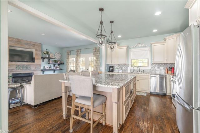 6500 Phillippi Road, Liberty, NC 27298