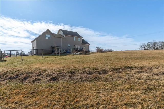 6500 Phillippi Road, Liberty, NC 27298