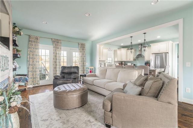 6500 Phillippi Road, Liberty, NC 27298