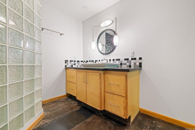 4087 N Hwy 7 Street, Harrison, AR 72601