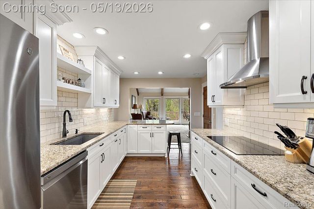6773 Wellesley Terrace, Independence Charter Township, MI 48346