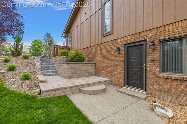 6773 Wellesley Terrace, Independence Charter Township, MI 48346