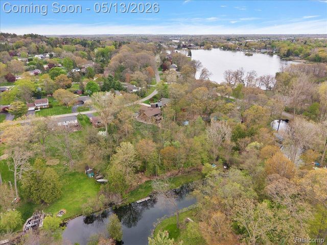 6773 Wellesley Terrace, Independence Charter Township, MI 48346