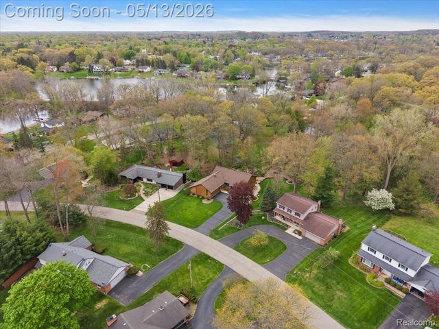 6773 Wellesley Terrace, Independence Charter Township, MI 48346
