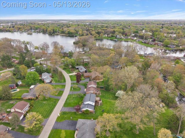 6773 Wellesley Terrace, Independence Charter Township, MI 48346